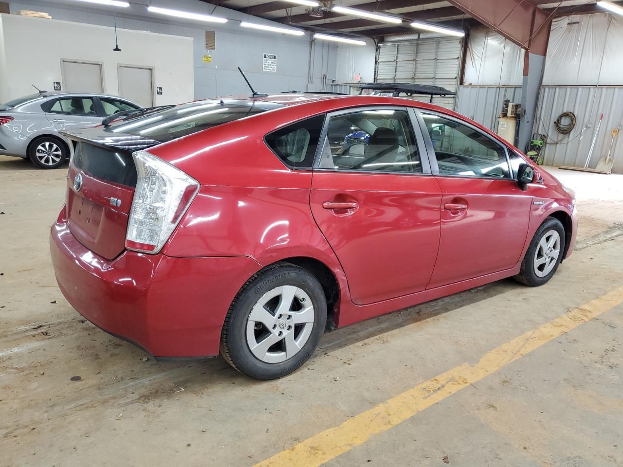 2011 TOYOTA PRIUS