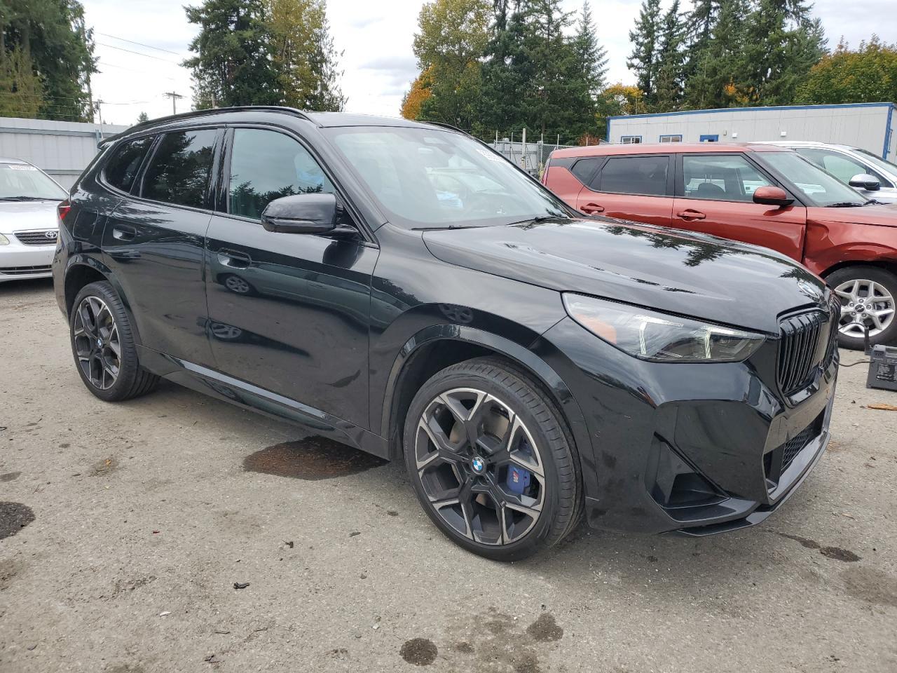 2024 BMW X1