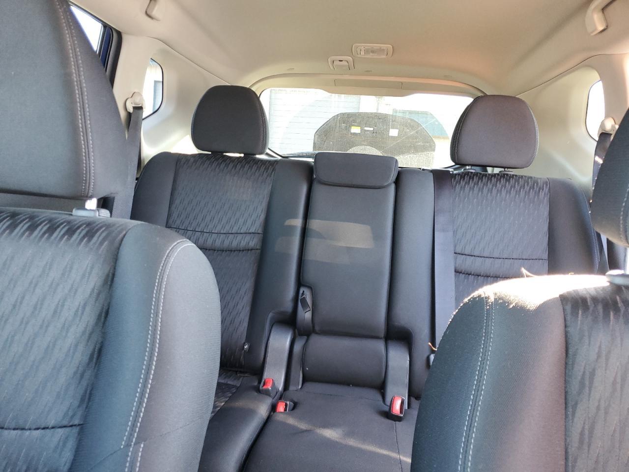 2019 NISSAN ROGUE
