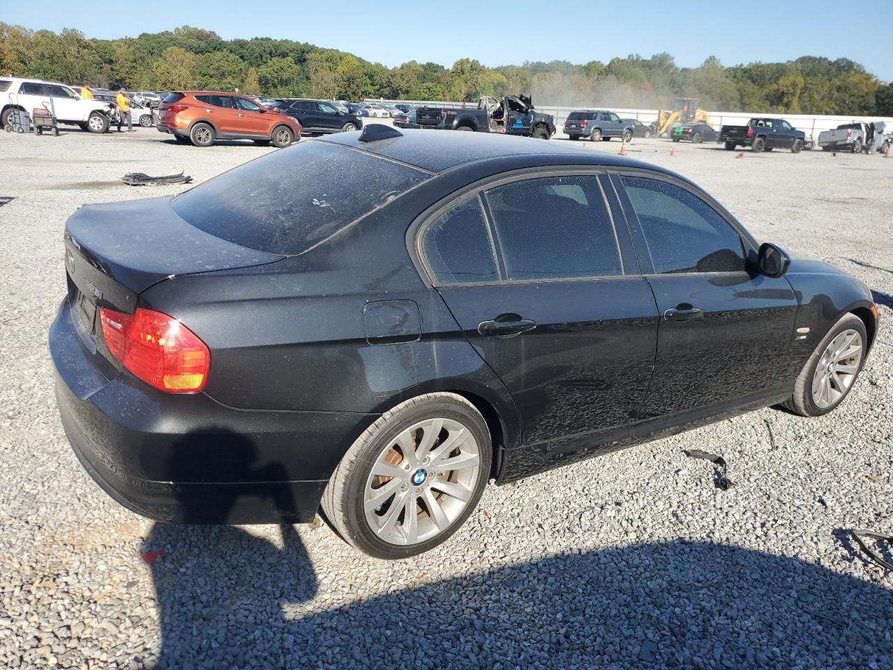 2011 BMW 3 SERIES