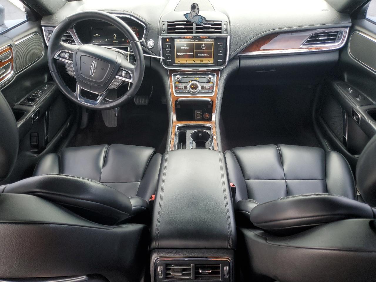 2018 LINCOLN Continental
