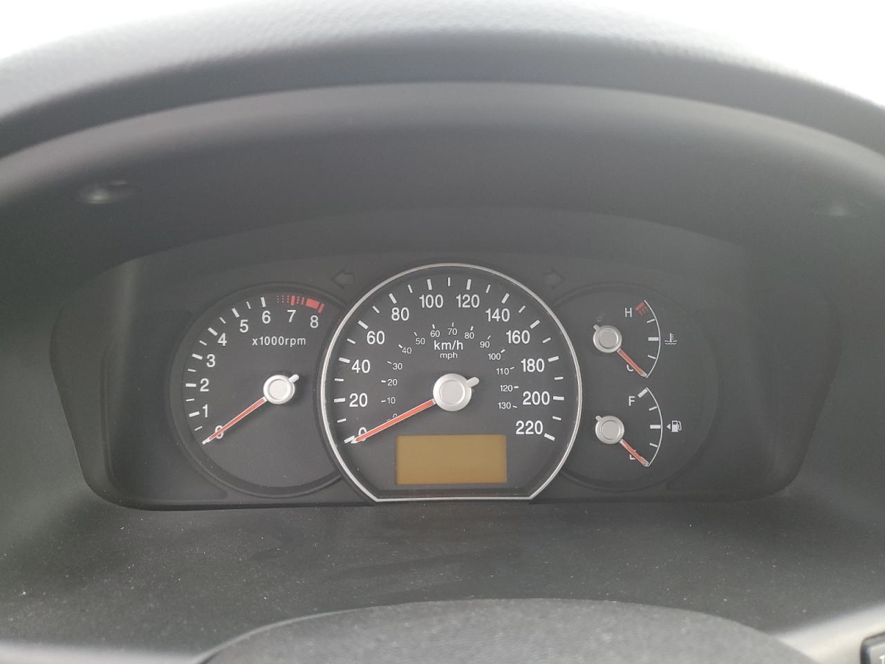 2012 KIA RONDO