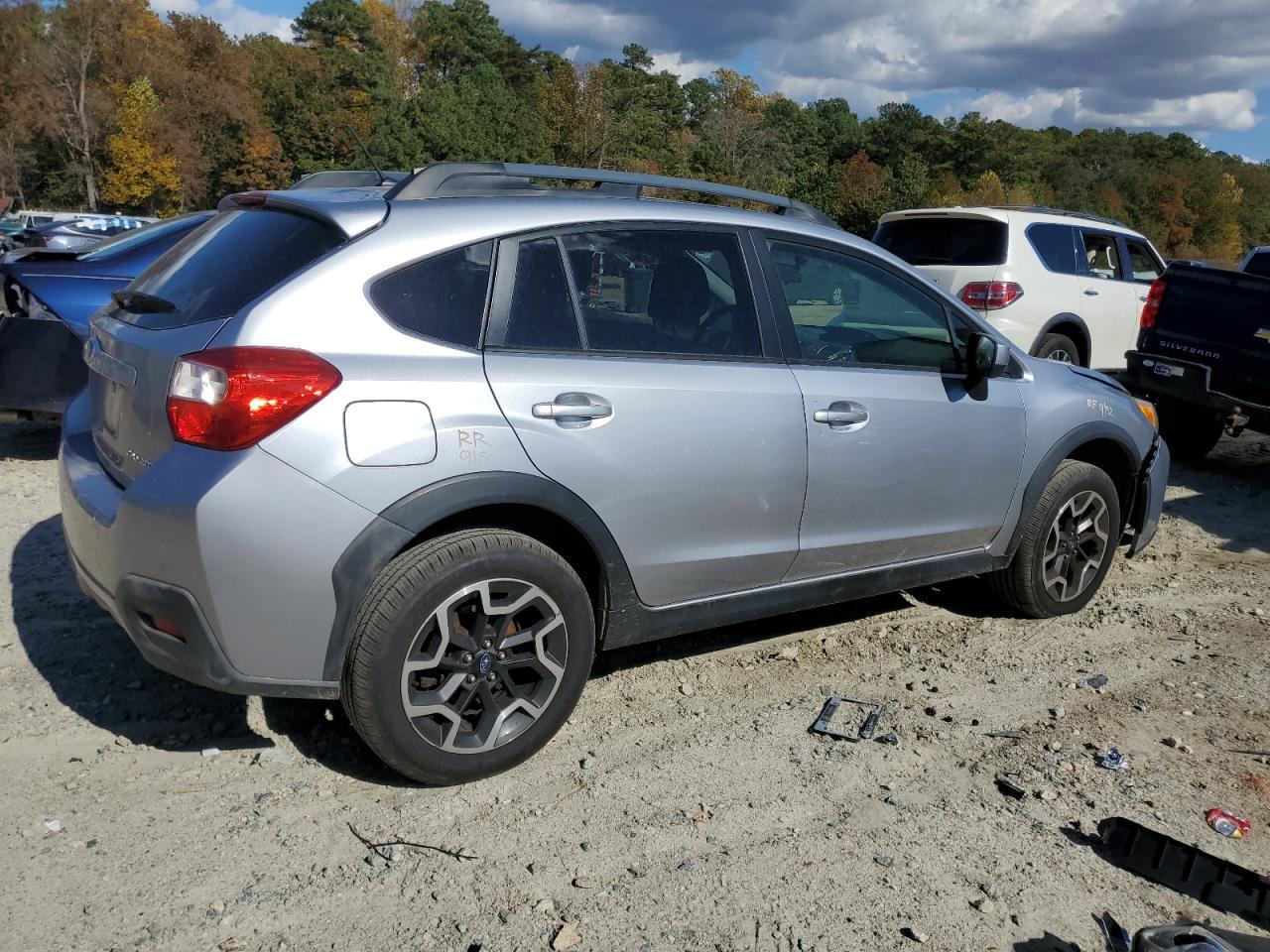 2016 SUBARU Crosstrek