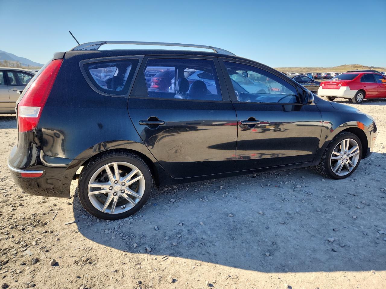 2012 HYUNDAI ELANTRA