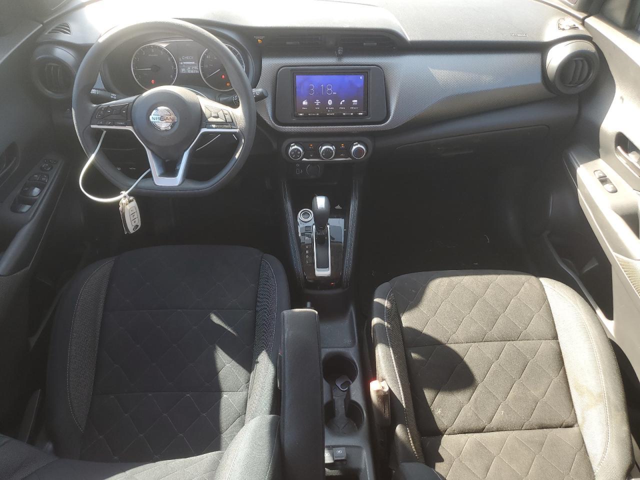 2019 NISSAN KICKS