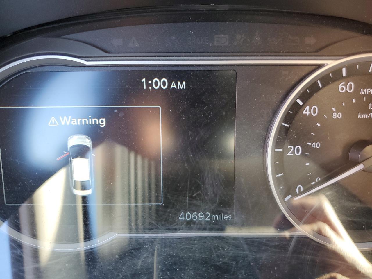 2024 NISSAN VERSA