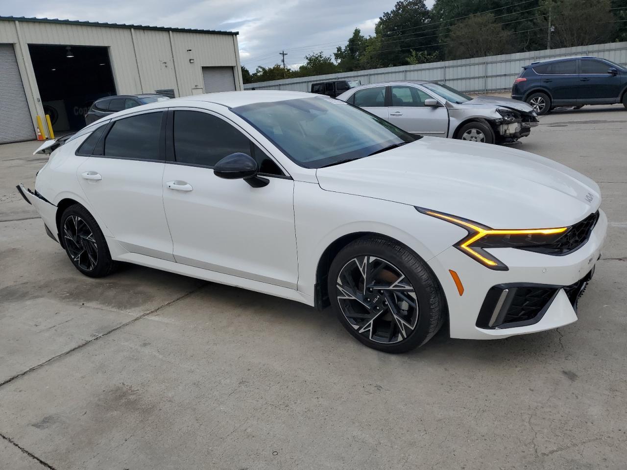 2025 KIA K5
