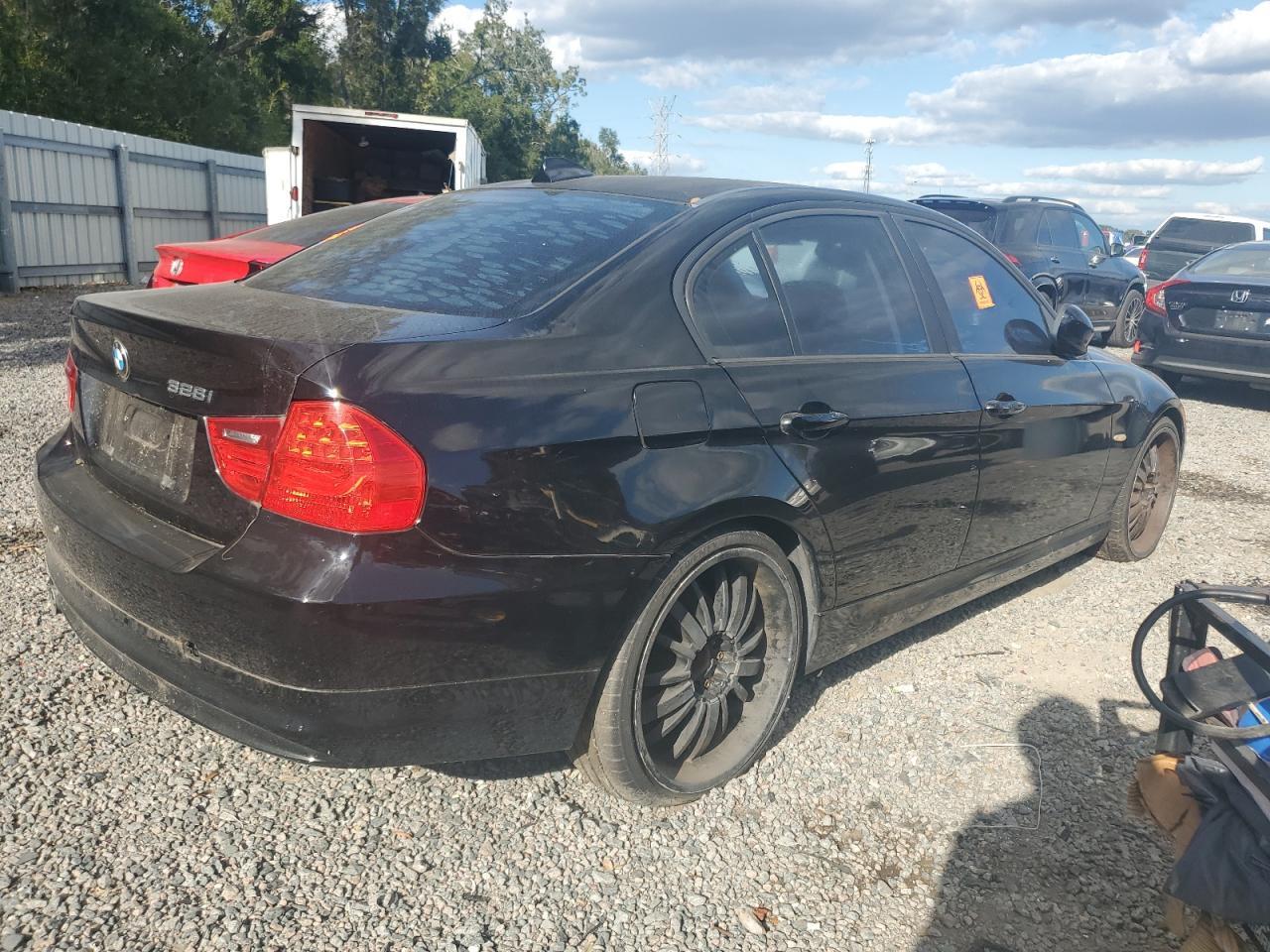 2010 BMW 3 SERIES