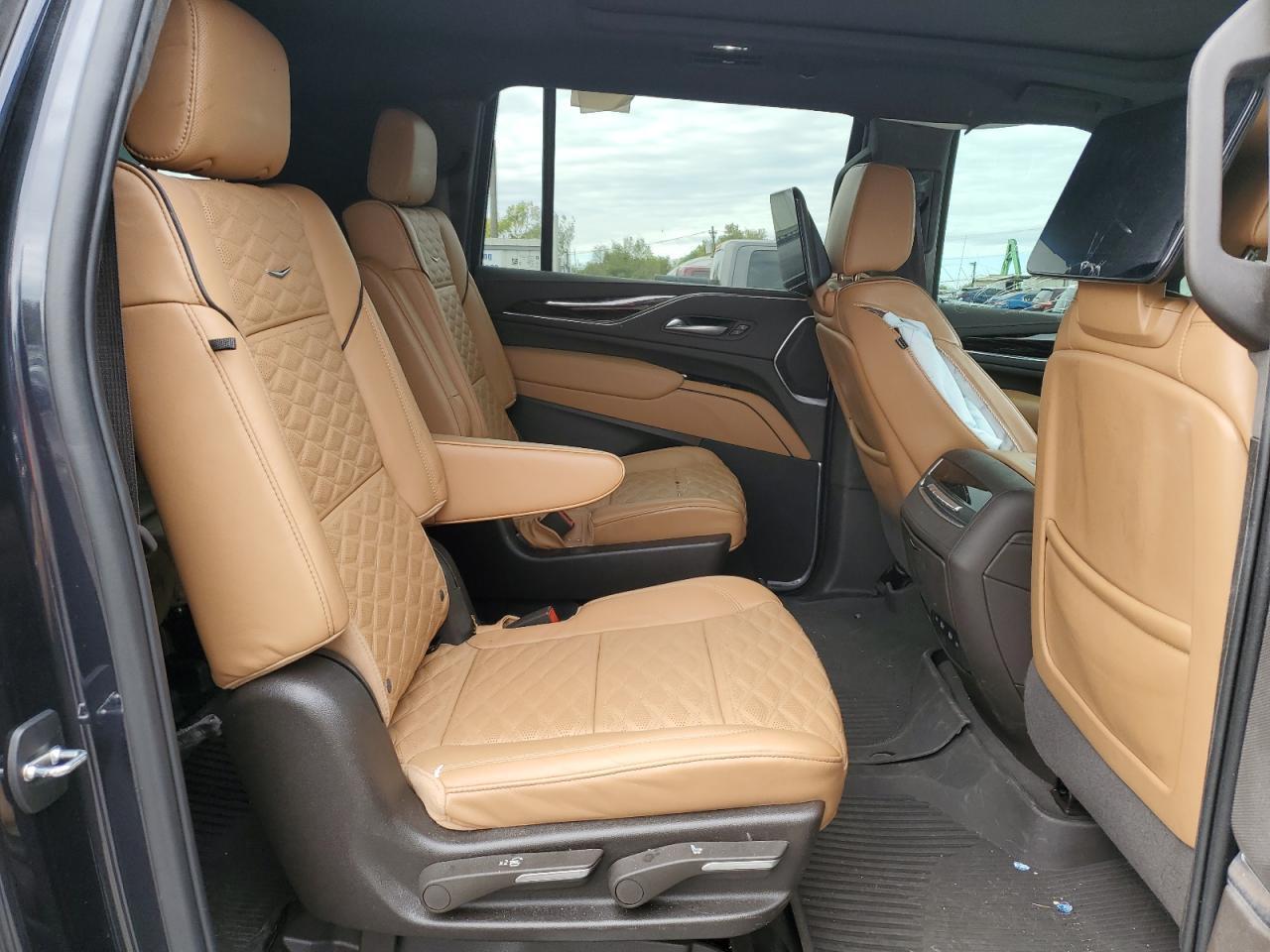 2024 CADILLAC ESCALADE
