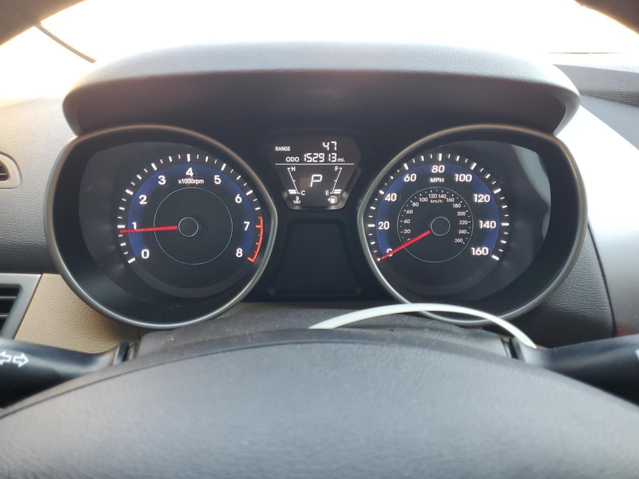 2012 HYUNDAI ELANTRA