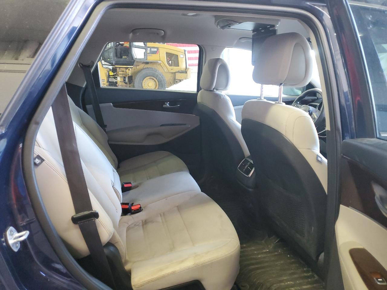 2017 KIA SORENTO