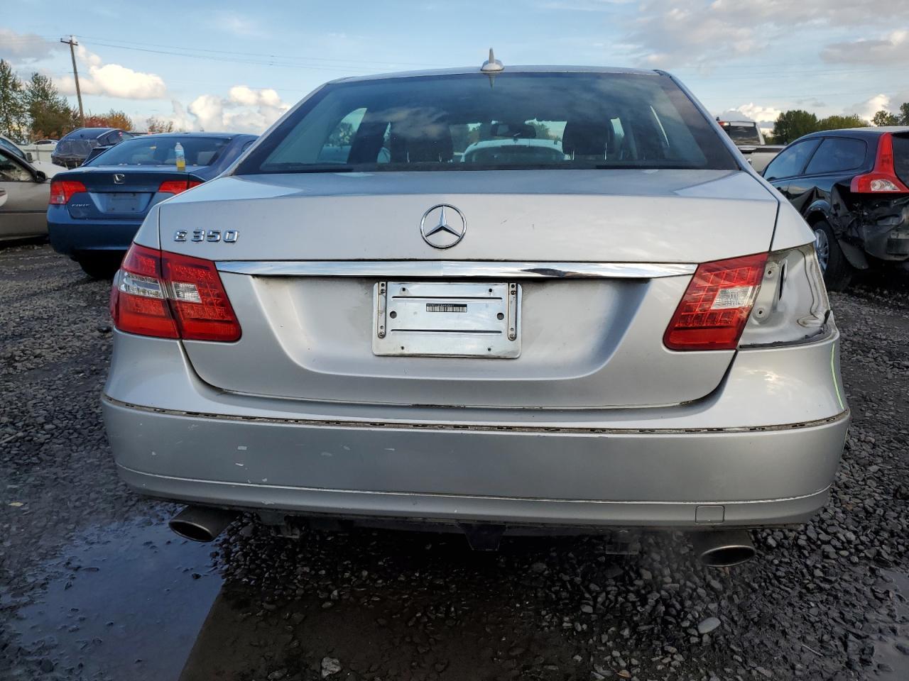 2011 MERCEDES-BENZ E-Class