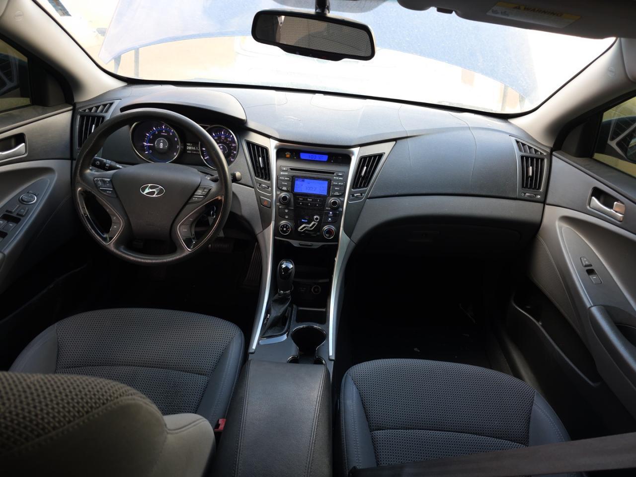 2012 HYUNDAI SONATA