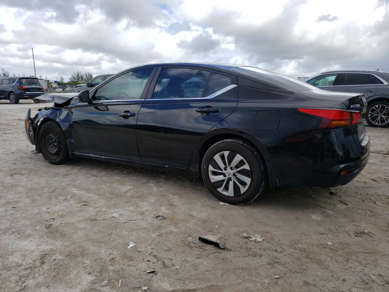 2022 NISSAN ALTIMA