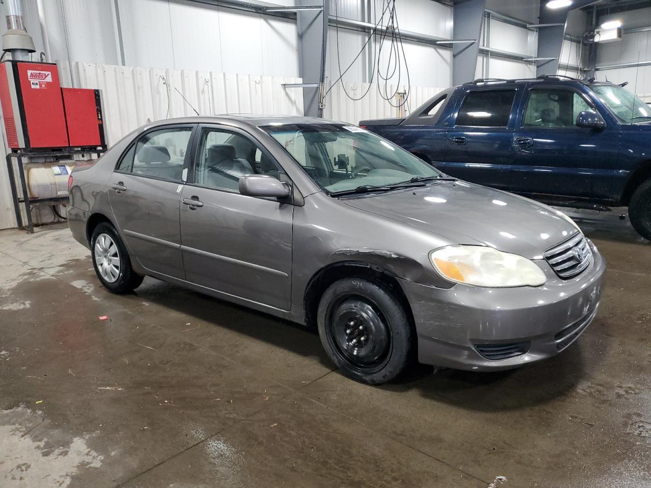 2004 TOYOTA COROLLA