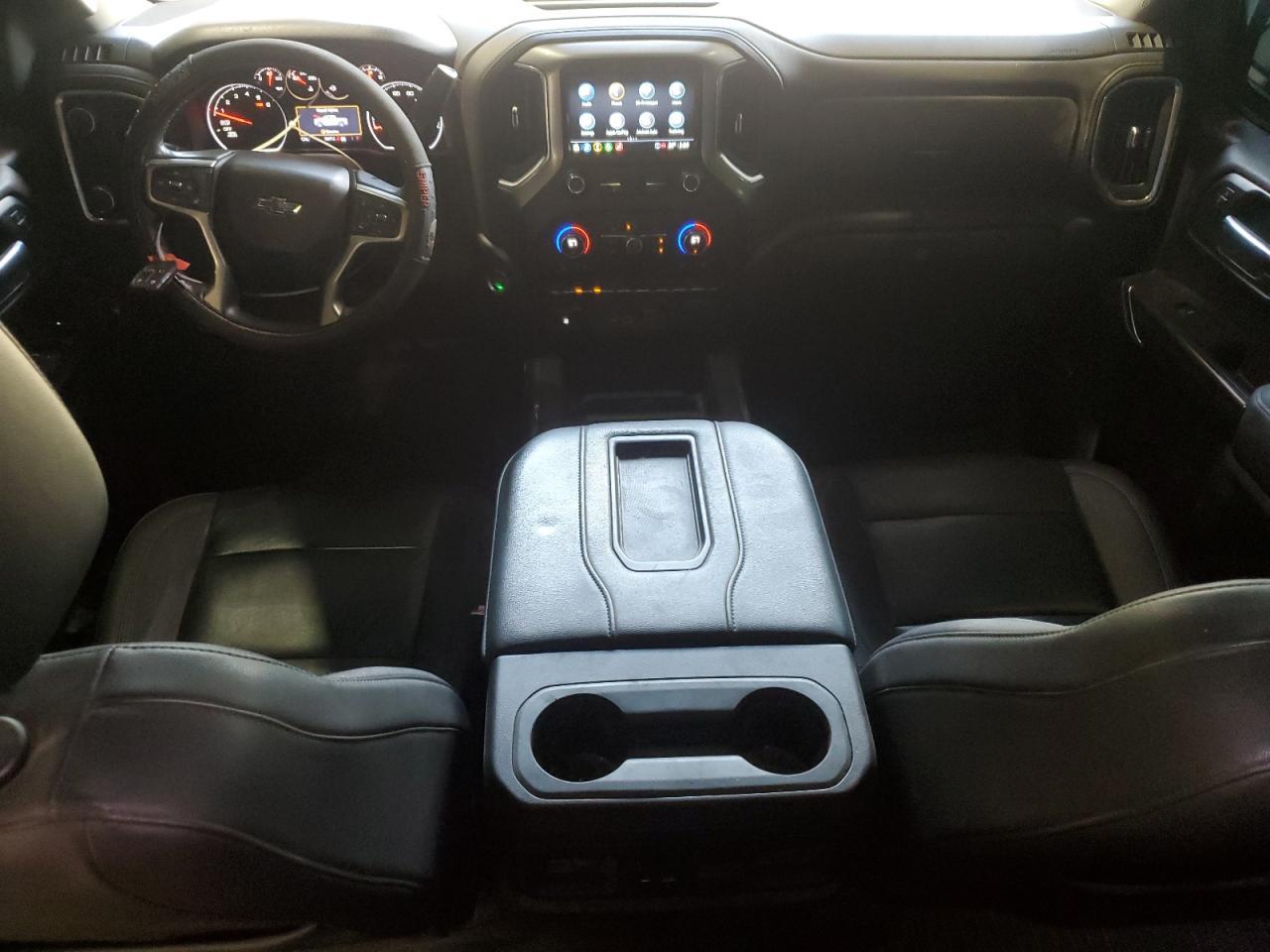 2021 CHEVROLET Silverado