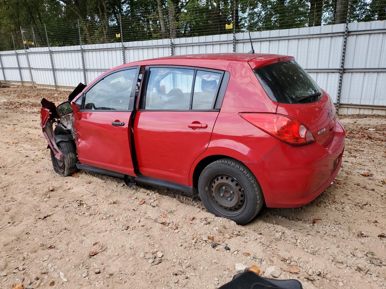2012 NISSAN VERSA
