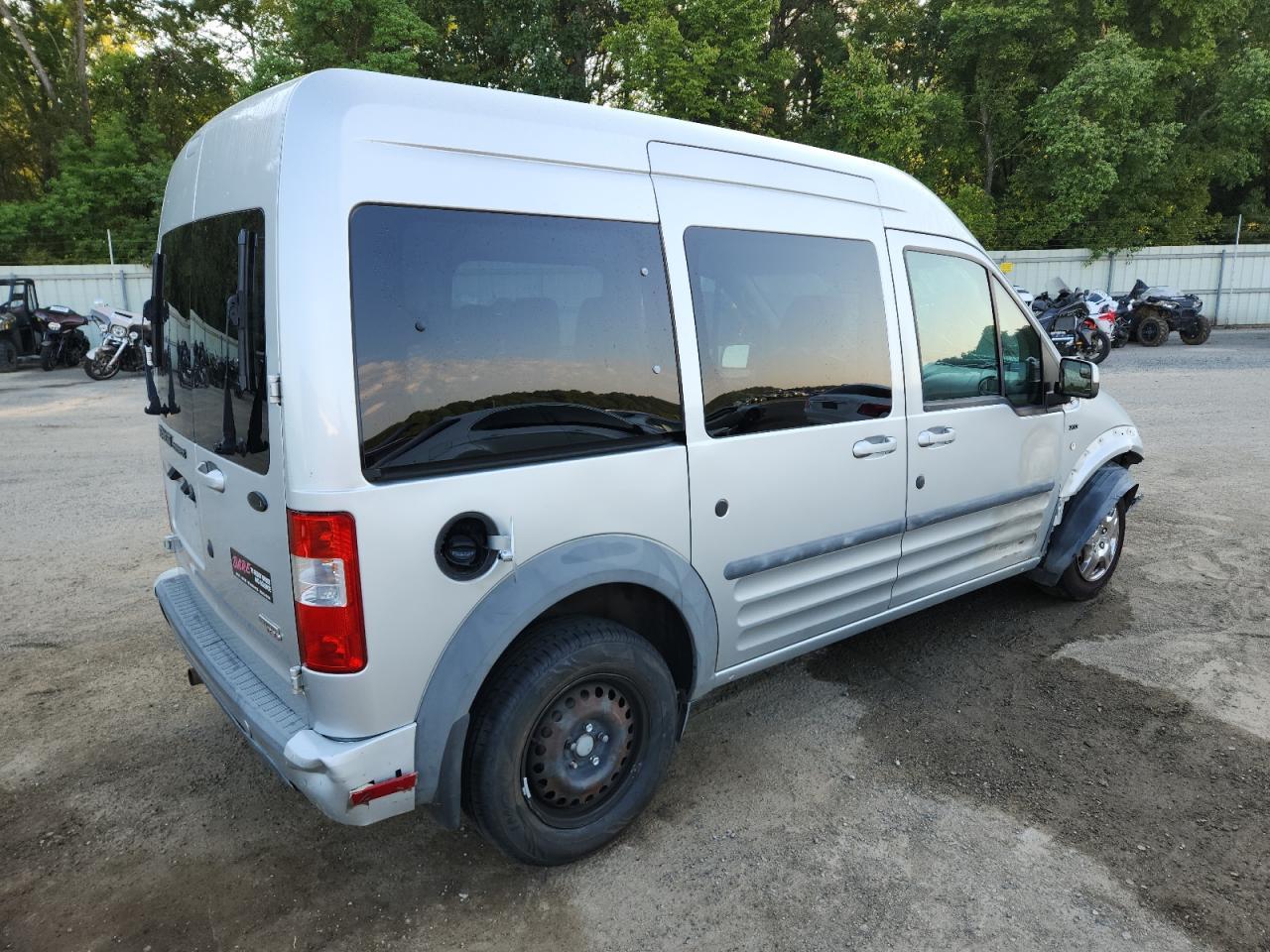 2011 FORD TRANSIT CONNECT