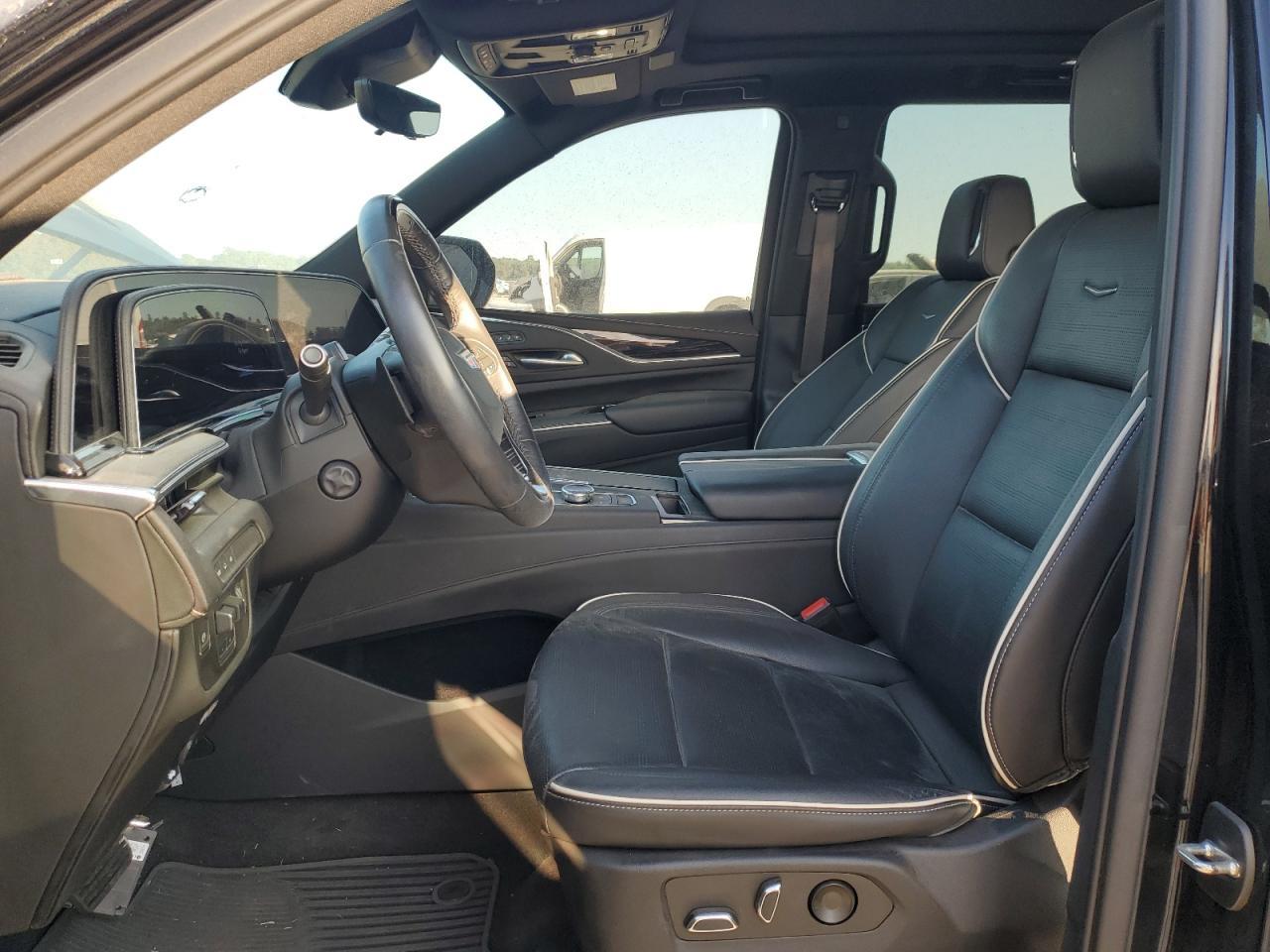 2022 CADILLAC ESCALADE
