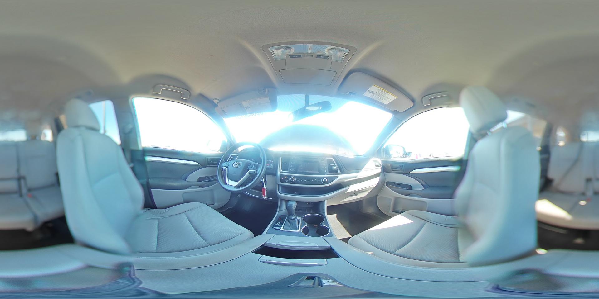 2016 TOYOTA HIGHLANDER