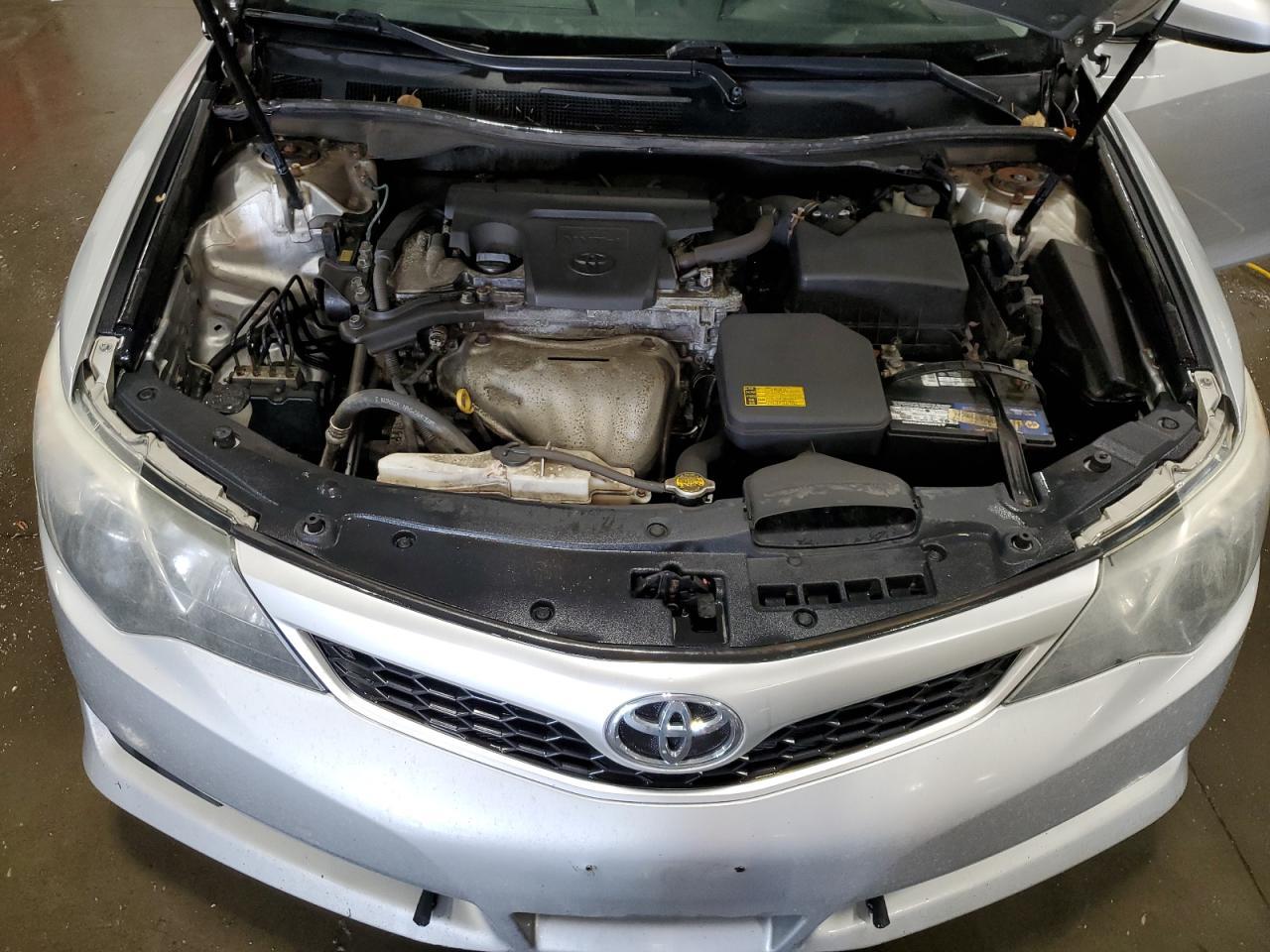 2014 TOYOTA CAMRY