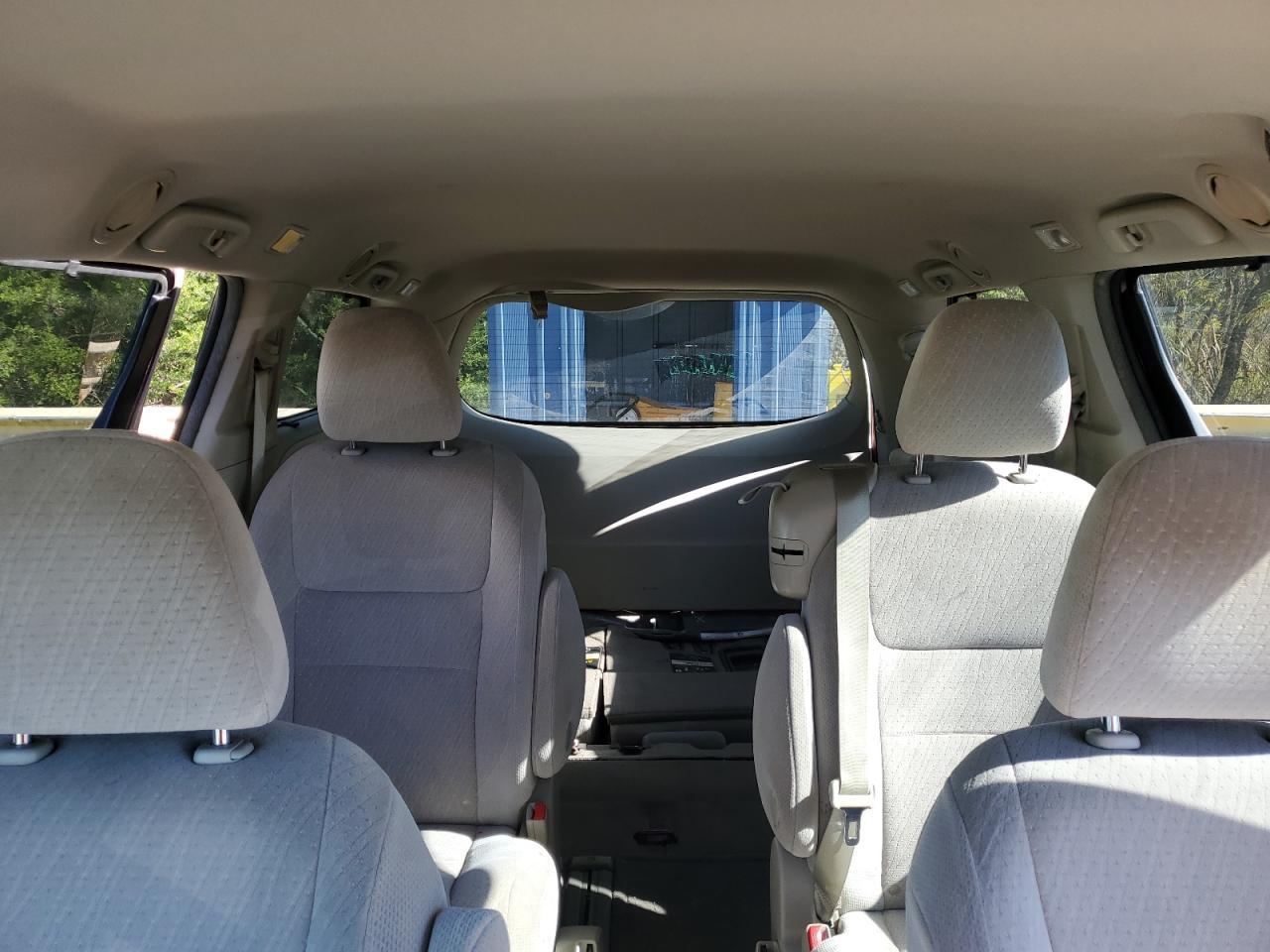 2016 TOYOTA SIENNA