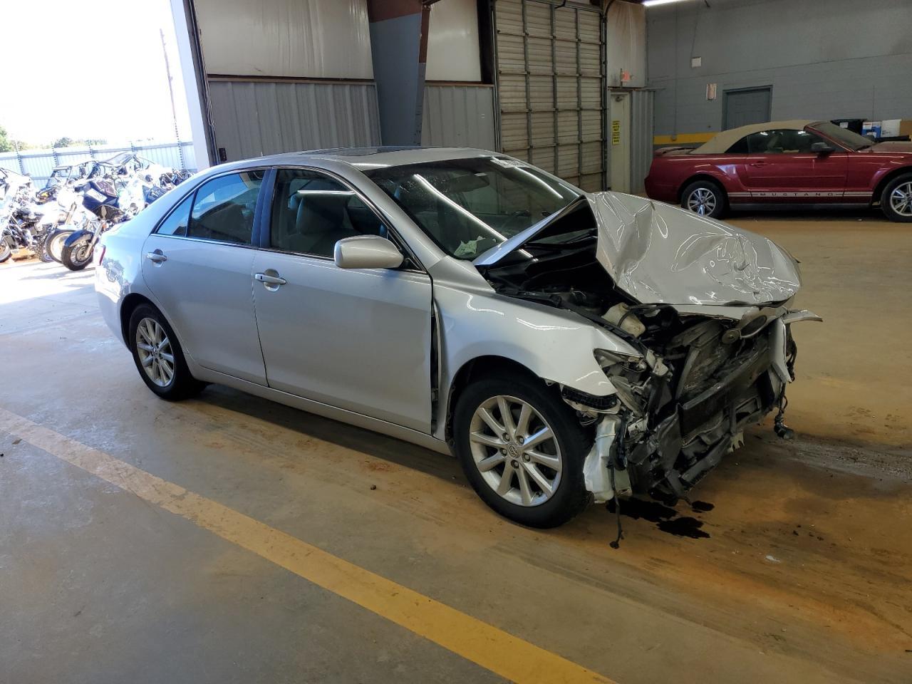 2011 TOYOTA CAMRY