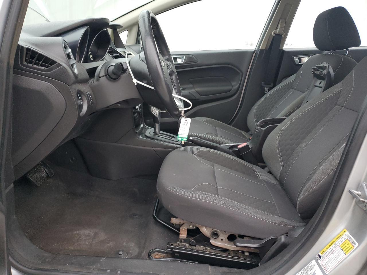 2014 FORD Fiesta