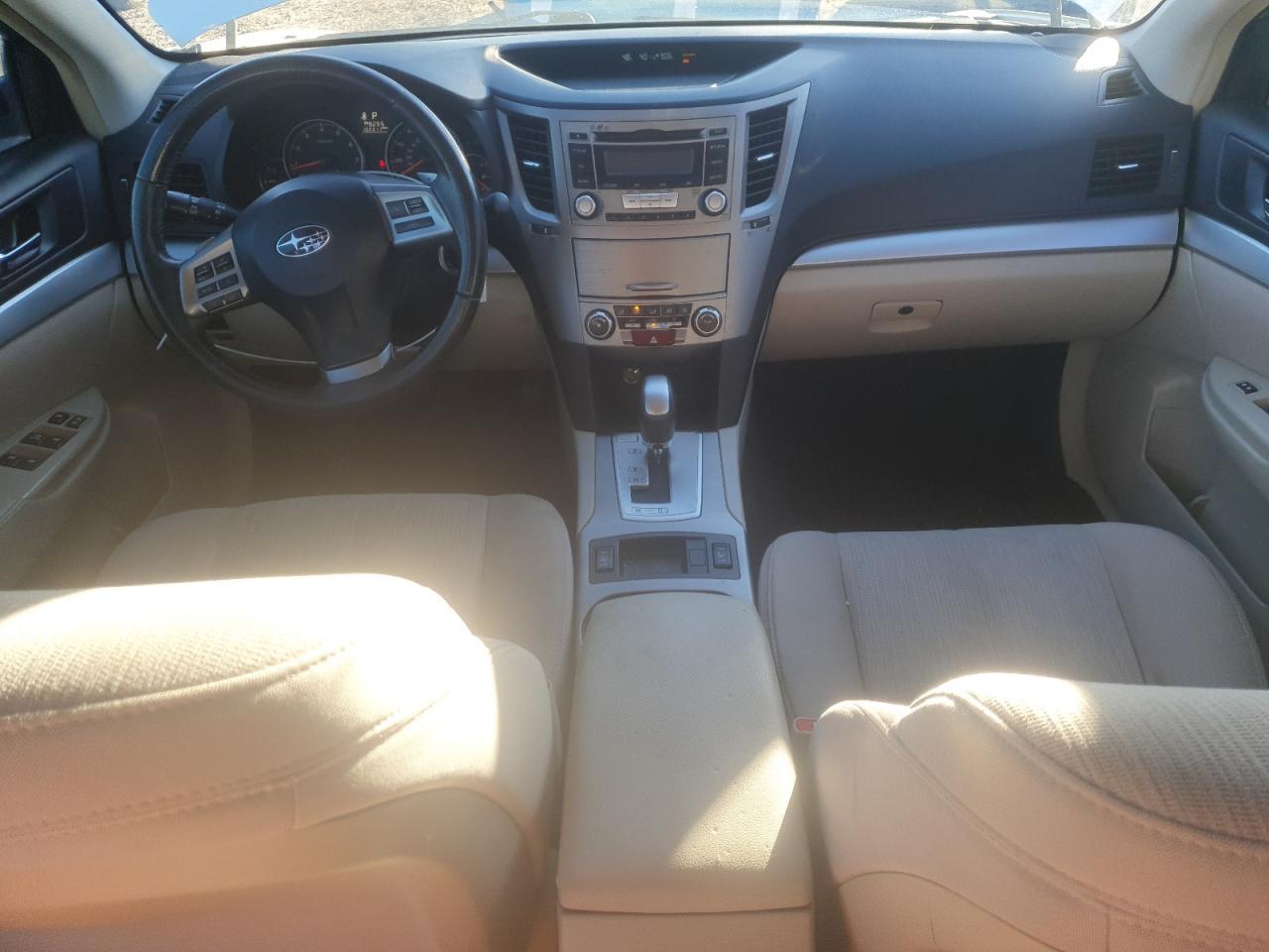 2013 SUBARU Outback