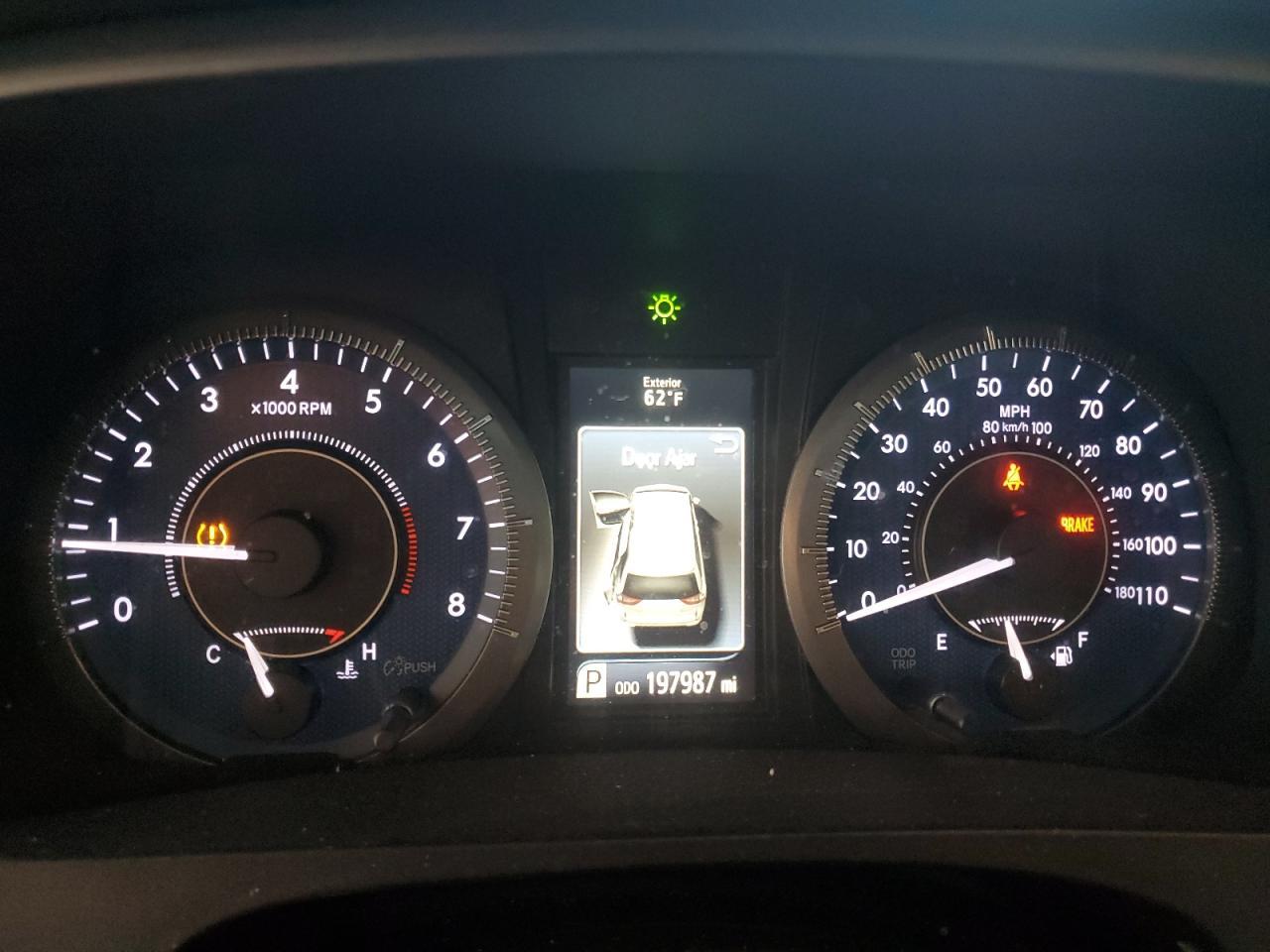 2015 TOYOTA SIENNA