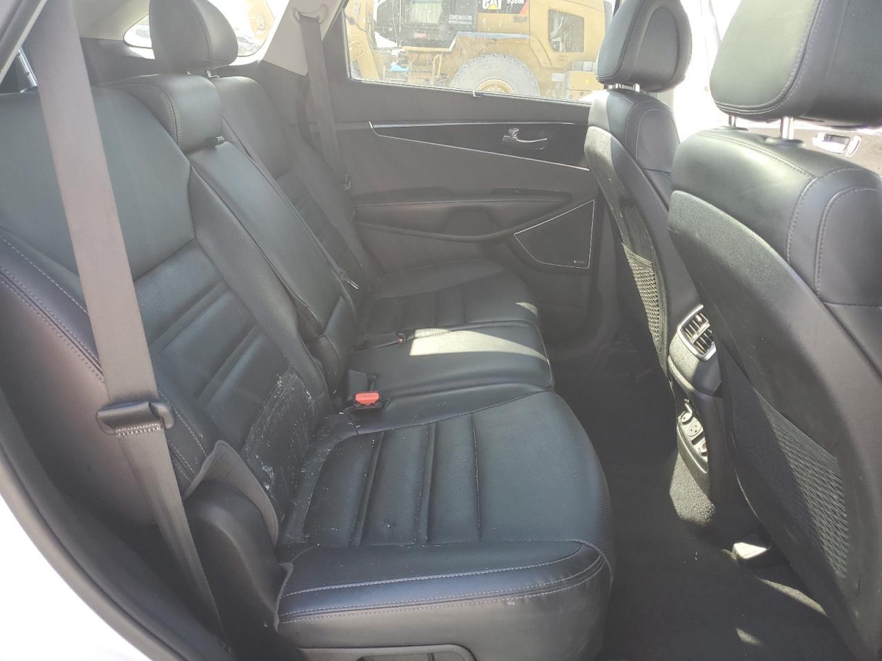2016 KIA SORENTO
