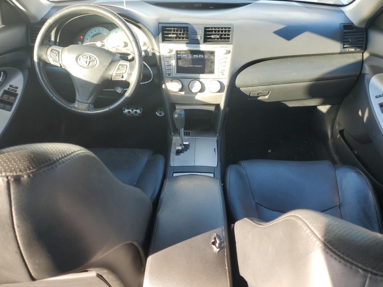 2011 TOYOTA CAMRY