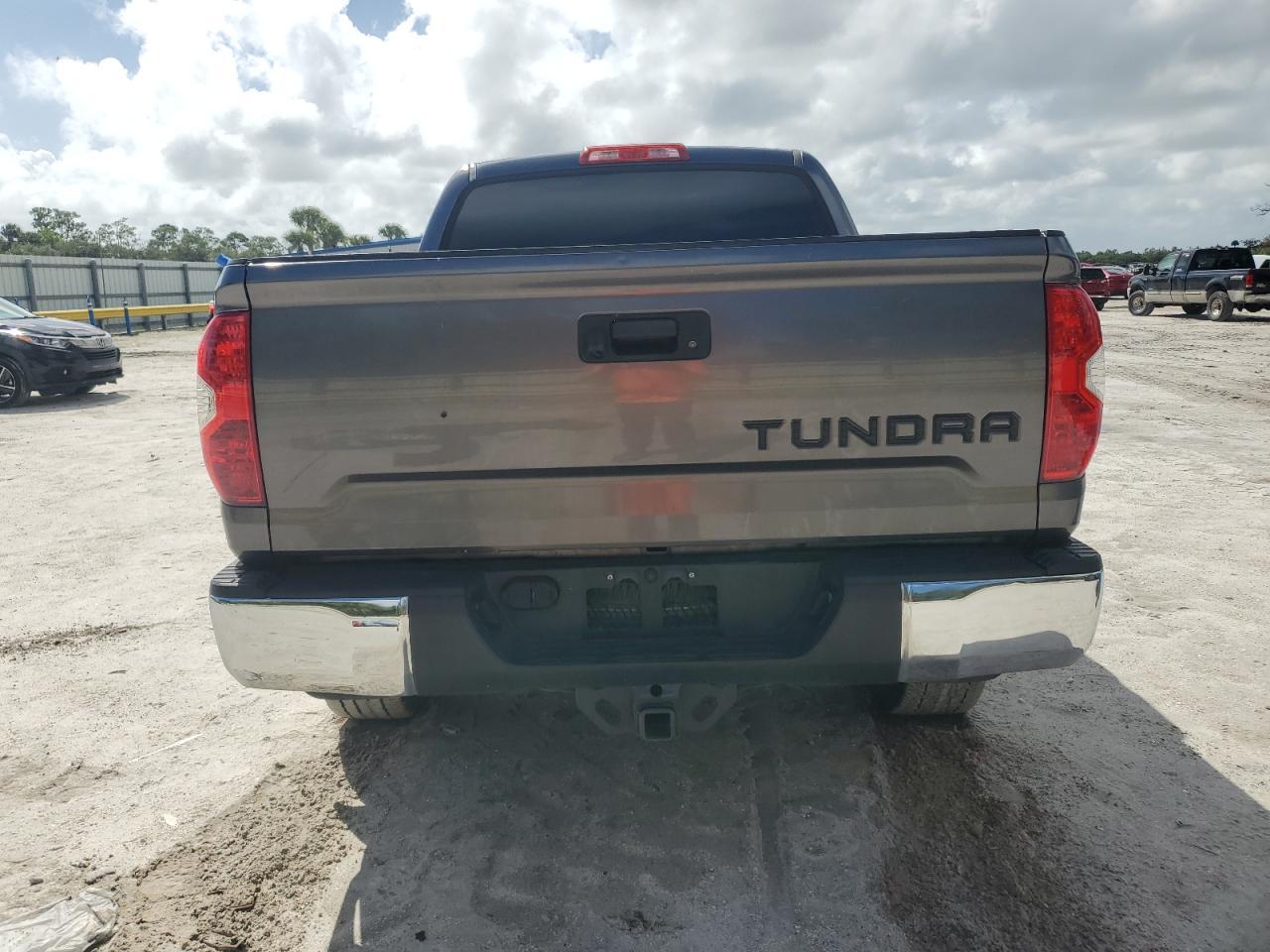 2014 TOYOTA TUNDRA