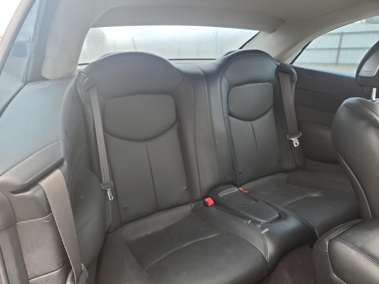 2011 INFINITI G37