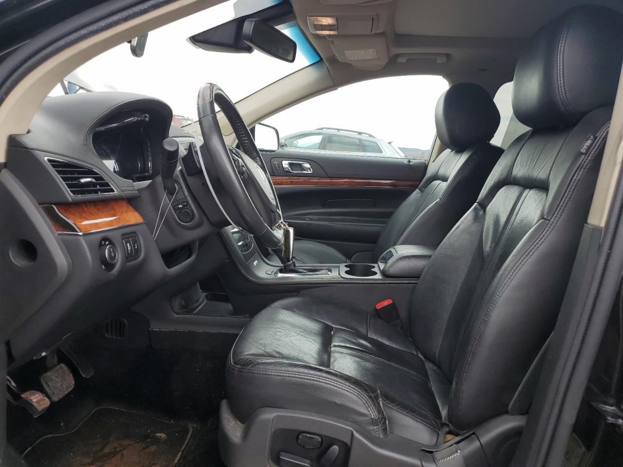 2019 LINCOLN MKT