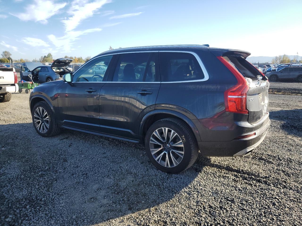 2021 VOLVO XC90