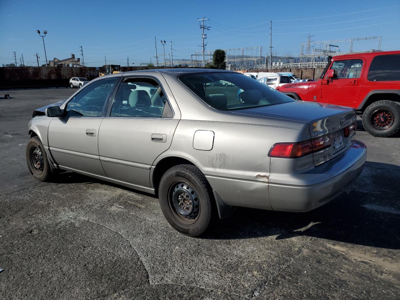 1998 TOYOTA CAMRY