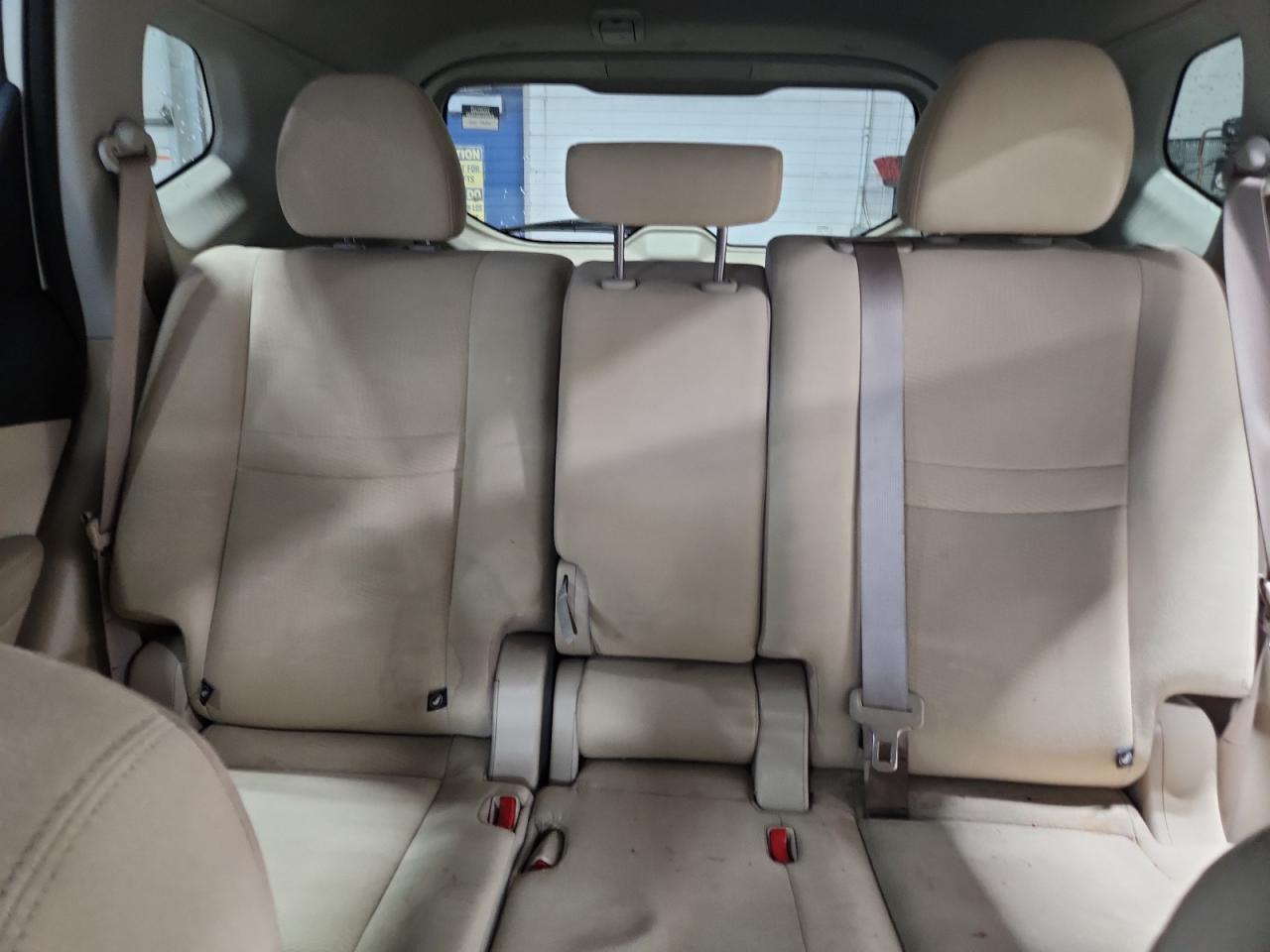 2016 NISSAN ROGUE