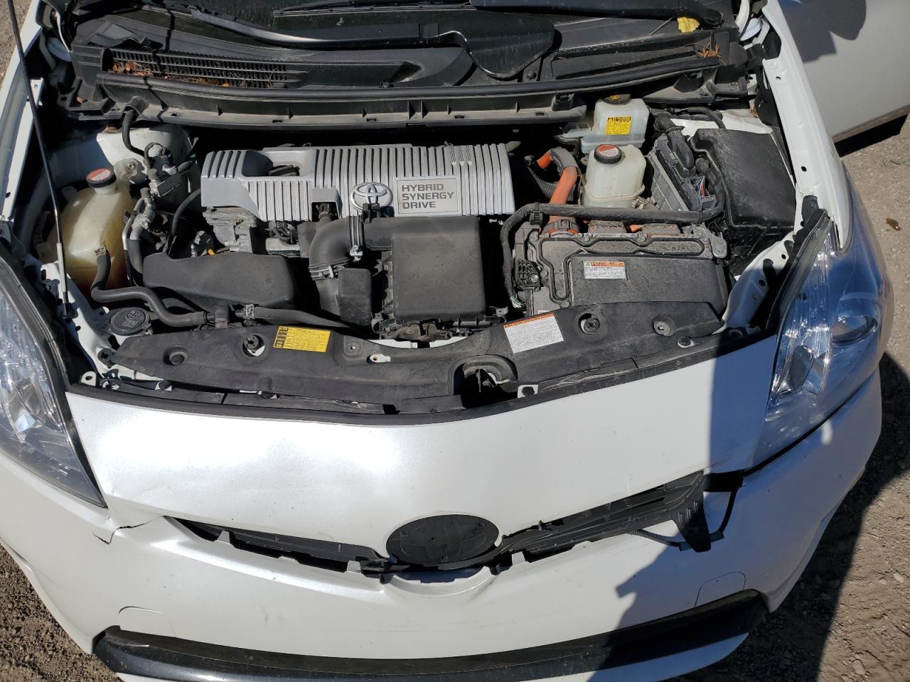 2015 TOYOTA PRIUS