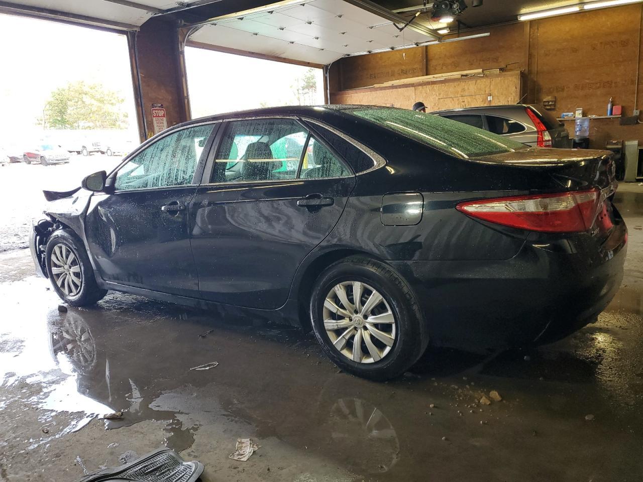 2016 TOYOTA CAMRY