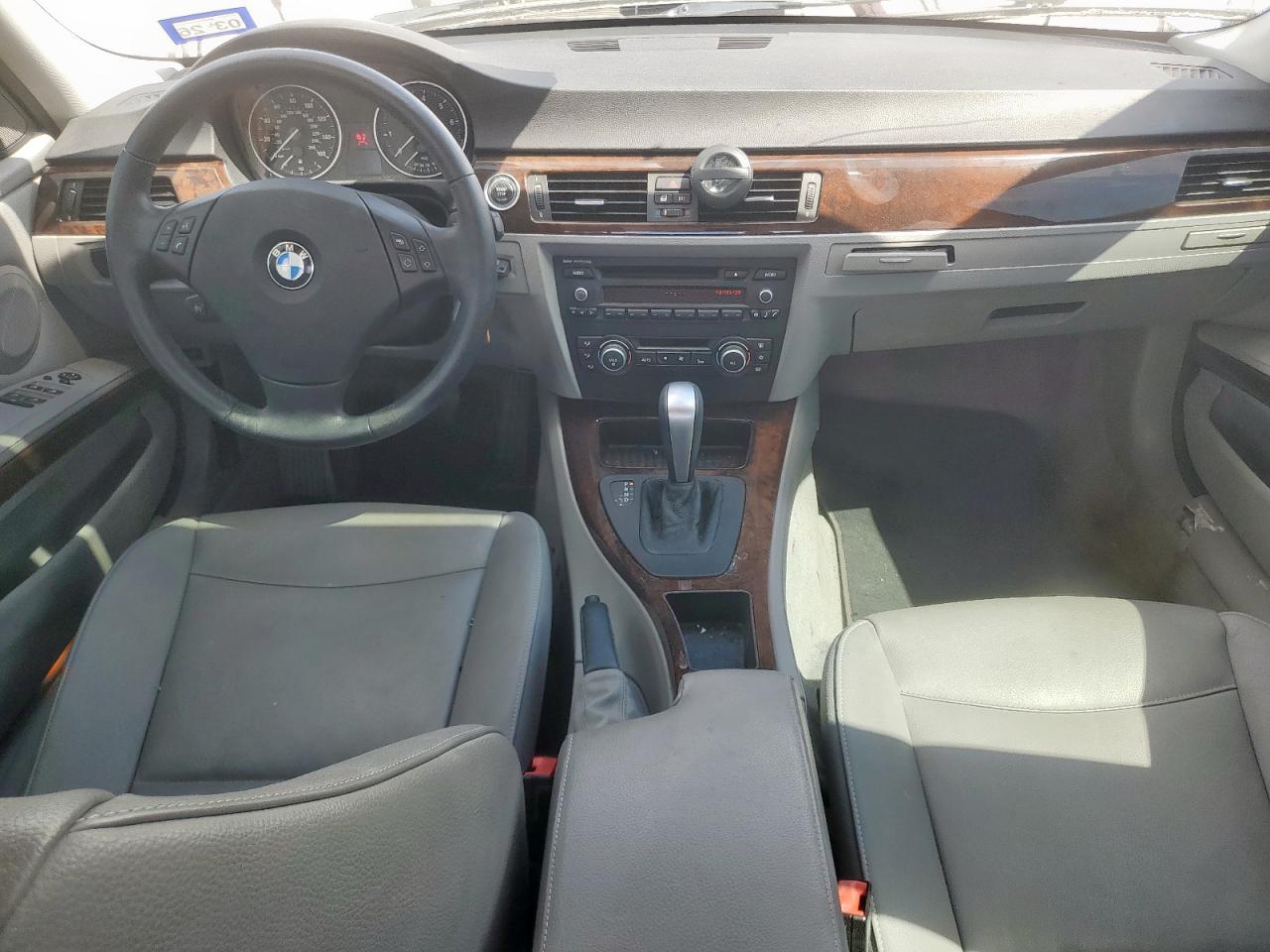 2011 BMW 3 SERIES