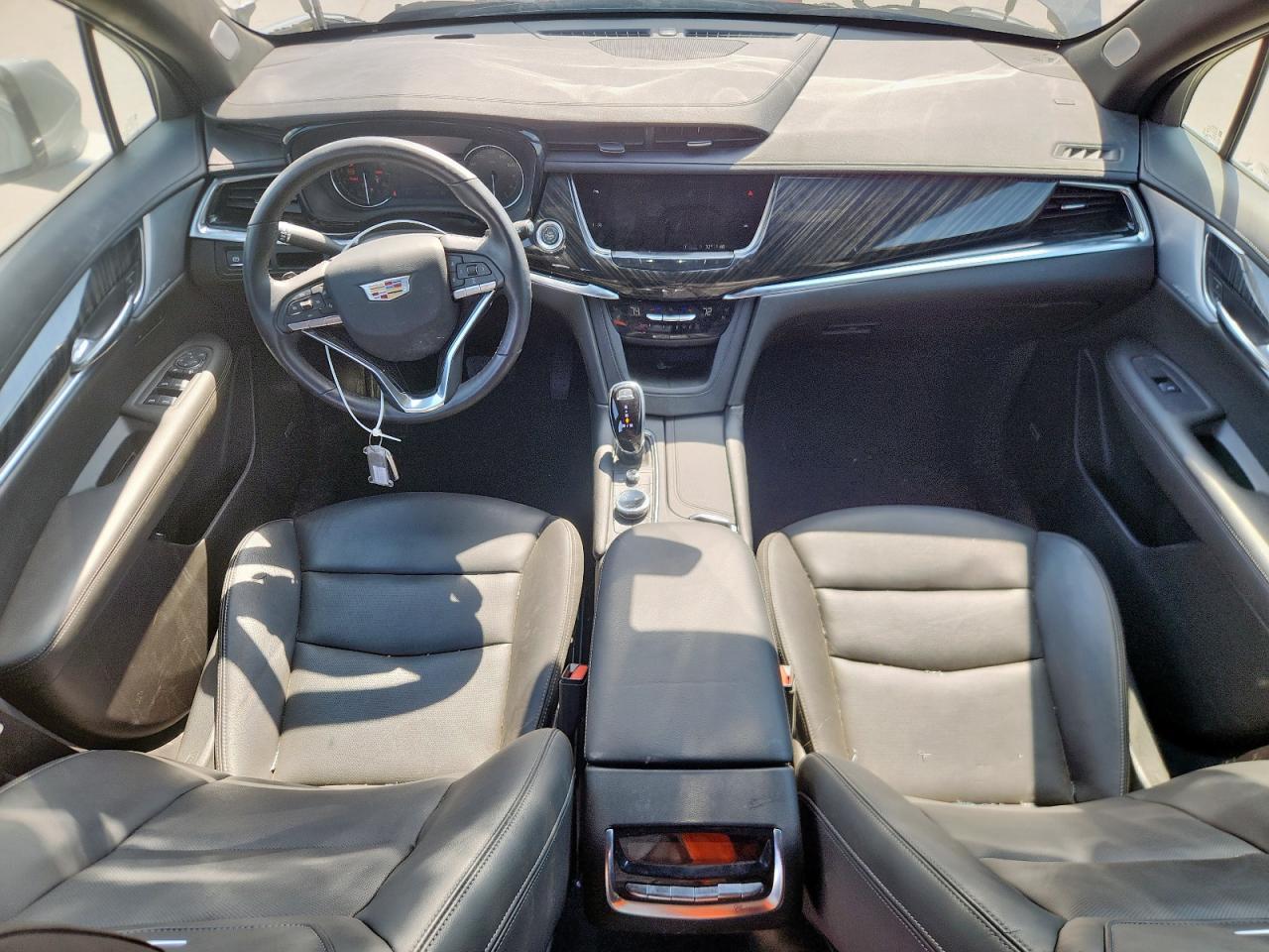 2023 CADILLAC XT6