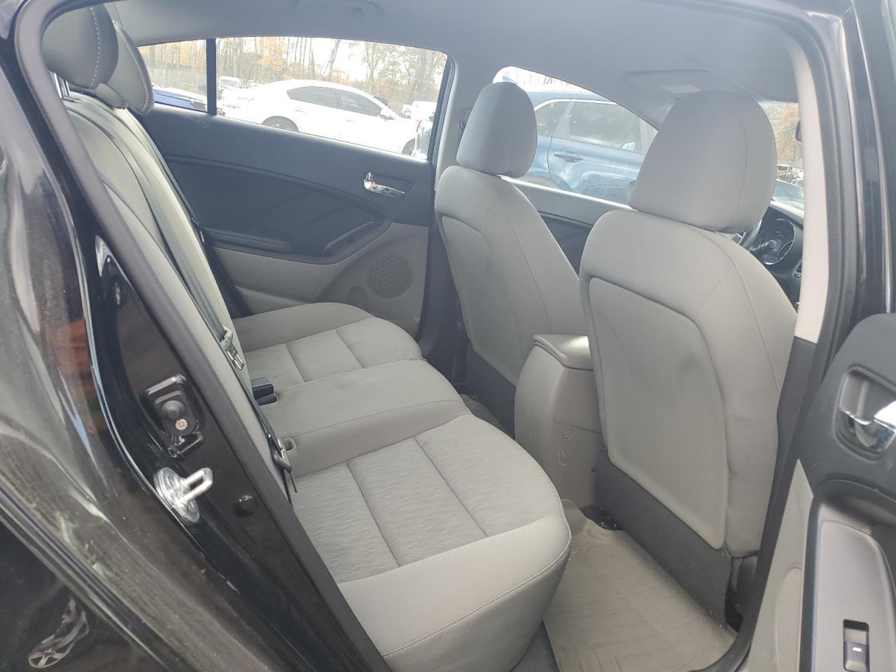 2015 KIA FORTE