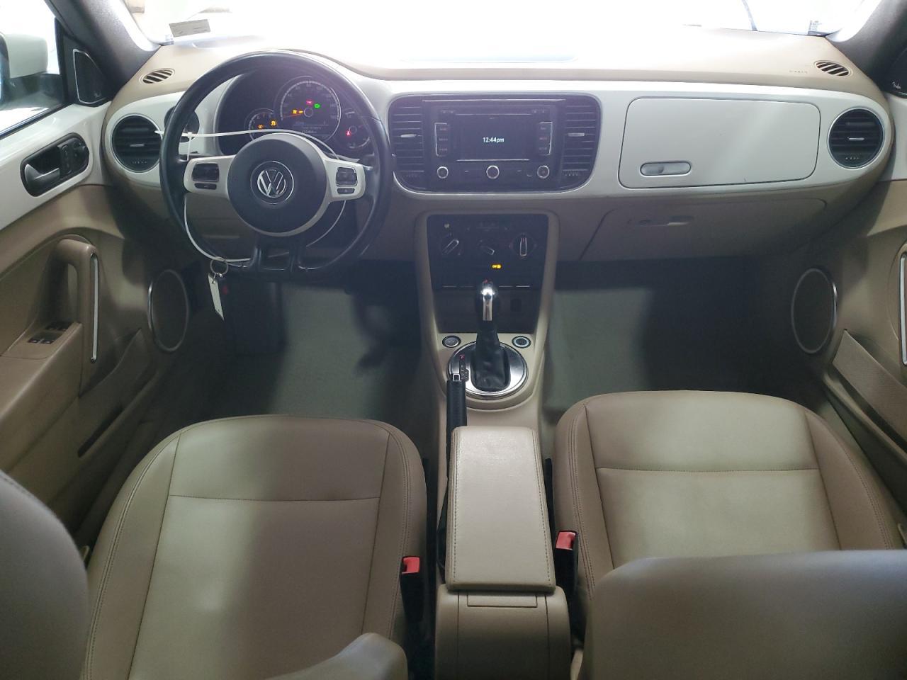 2013 VOLKSWAGEN Beetle