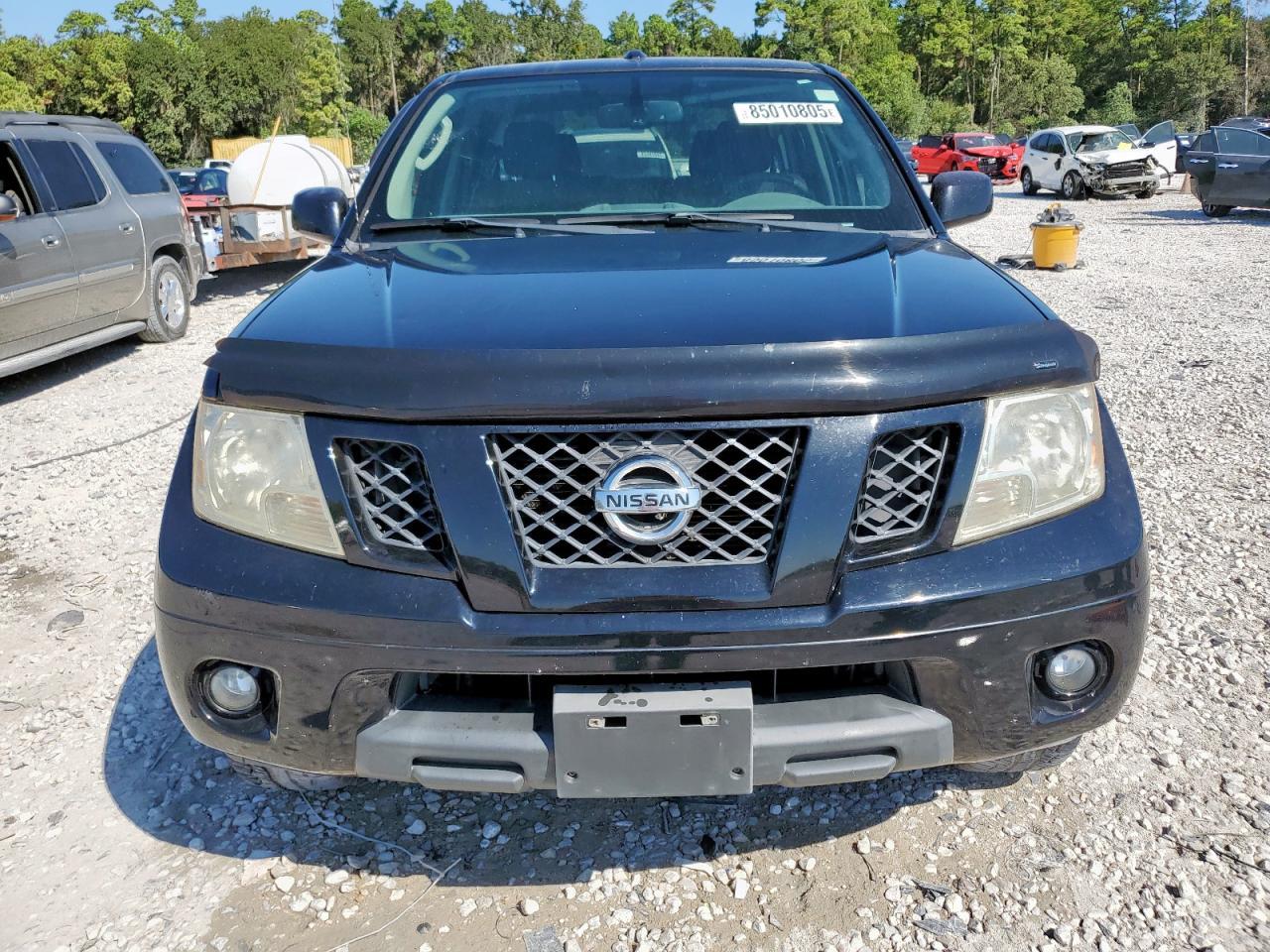2011 NISSAN Frontier