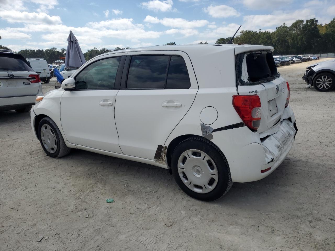 2010 TOYOTA SCION