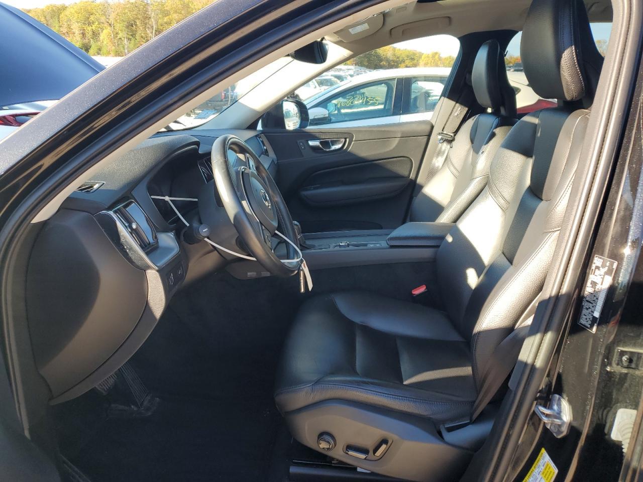 2018 VOLVO XC60