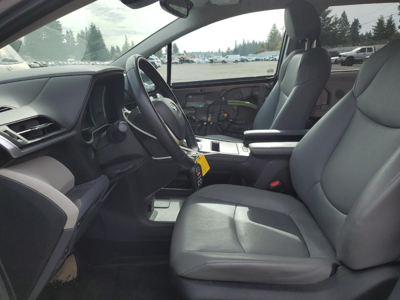 2023 TOYOTA SIENNA