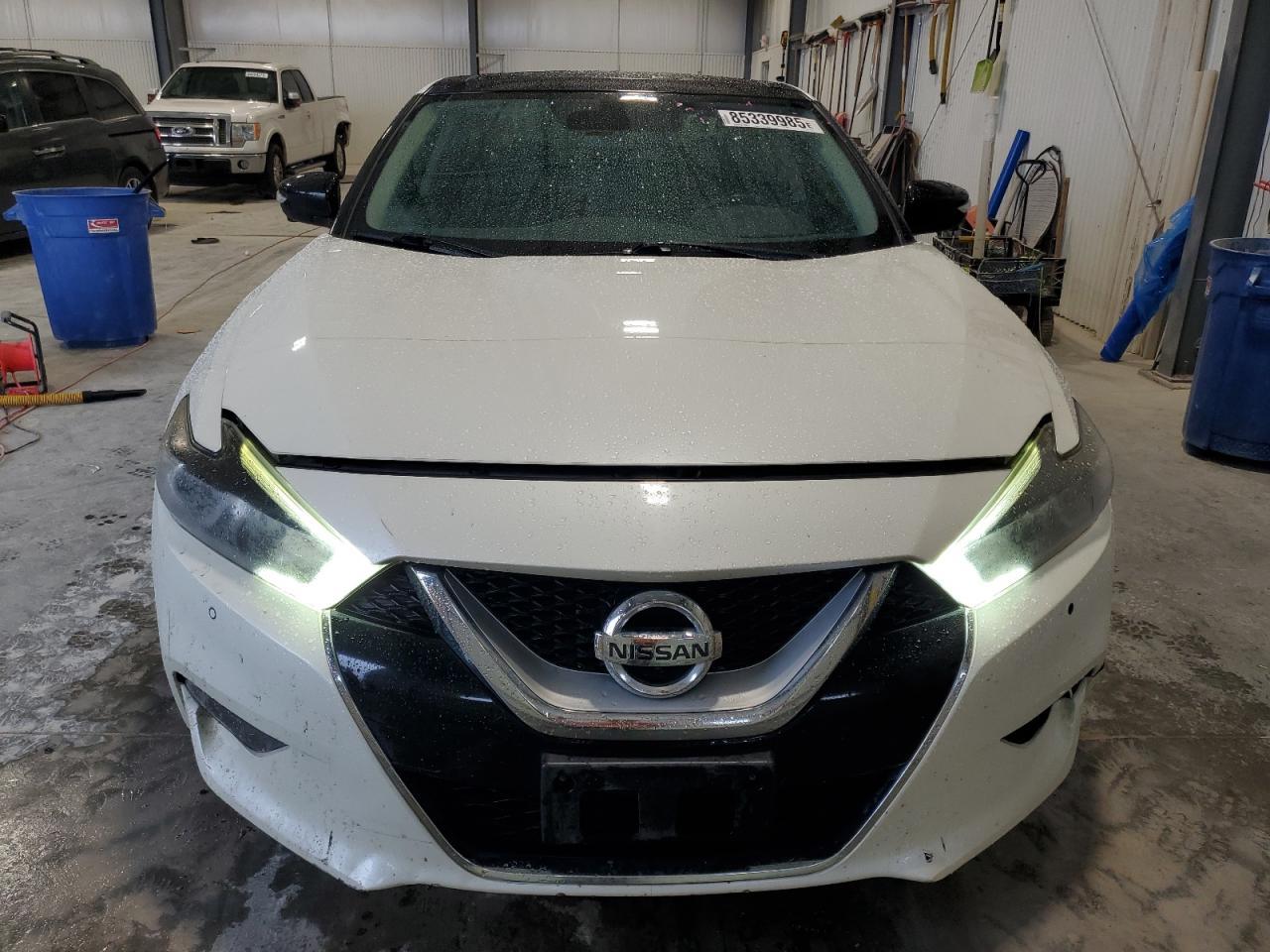 2016 NISSAN Maxima