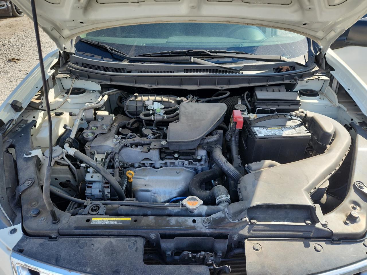 2015 NISSAN ROGUE
